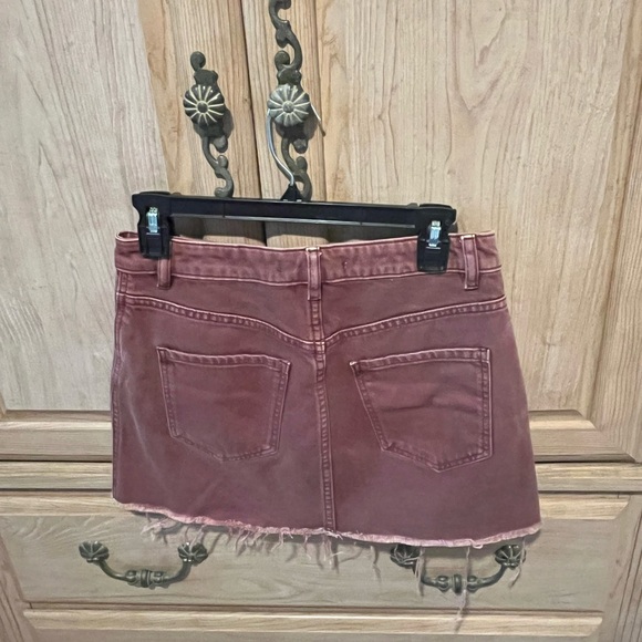We The Free (Free People) Zip It Up Mini brown denim skirt, Size 26/2. - Picture 9 of 10